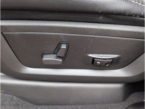 Used 2023 RAM 2500 Laramie image 13