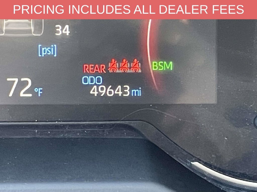 Used 2025 Toyota RAV4 XLE AWD/4WD image 31