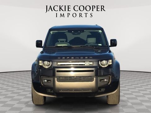 Used 2024 Land Rover Defender 110 X-Dynamic SE AWD/4WD image 2