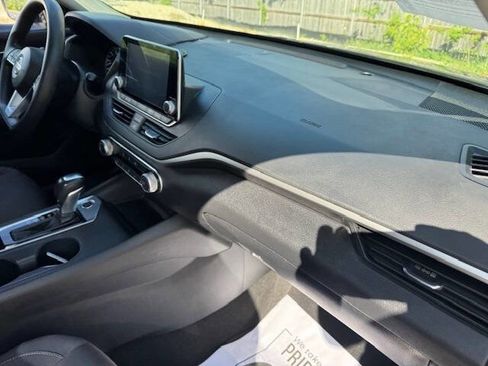 Used 2020 Nissan Altima 2.5 S image 24