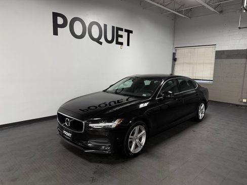 Used 2018 Volvo S90 T5 Momentum w/ Convenience Package AWD/4WD image 2