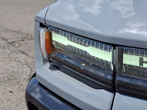 Used 2025 GMC Hummer EV 3X AWD/4WD image 28