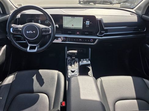 Used 2023 Kia Sportage EX image 12