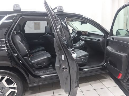 Used 2023 Hyundai Palisade Limited AWD/4WD image 9