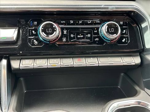 New 2026 GMC Sierra 2500 Denali Ultimate AWD/4WD image 36