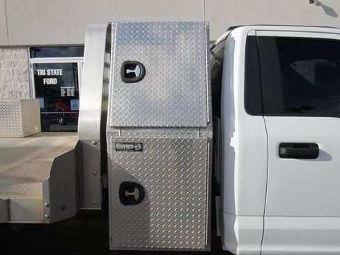 Used 2021 Ford F550 4x4 Regular Cab Super Duty image 17