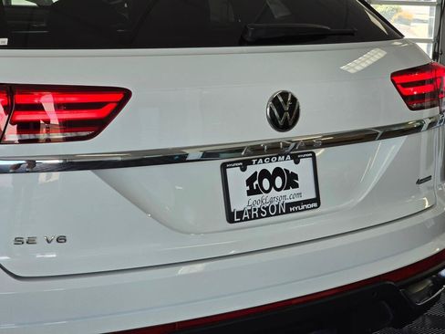 Used 2023 Volkswagen Atlas Cross Sport SE AWD/4WD image 12