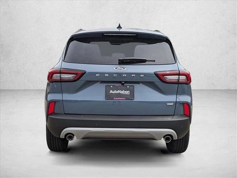 Used 2024 Ford Escape SE image 8