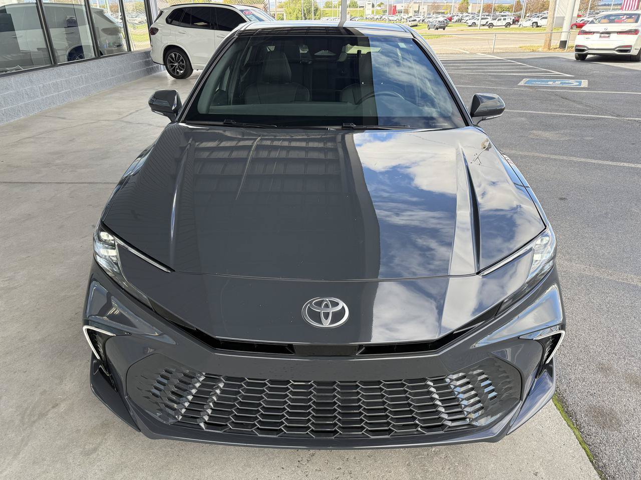 Used 2025 Toyota Camry XSE FWD image 2