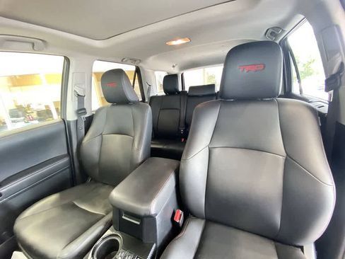 Certified 2023 Toyota 4Runner TRD Off-Road Premium w/ Moonroof Package AWD/4WD image 14