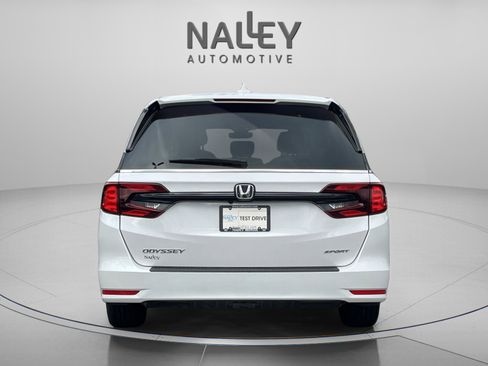 Used 2023 Honda Odyssey Sport image 6