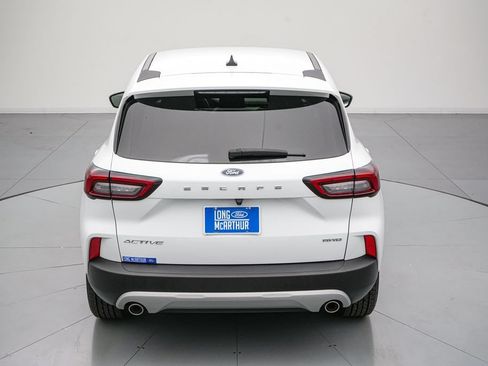Certified 2023 Ford Escape Active AWD/4WD image 5