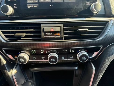 Used 2019 Honda Accord Sport image 19