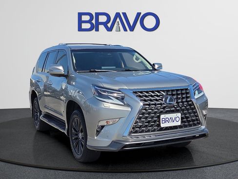 Used 2023 Lexus GX 460 Premium w/ Accessory Package AWD/4WD image 6