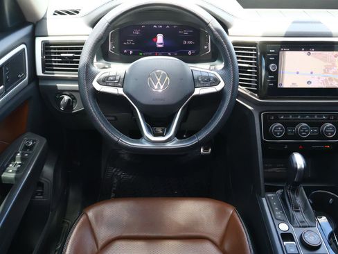 Used 2022 Volkswagen Atlas SEL Premium AWD/4WD image 10