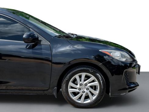Used 2012 MAZDA MAZDA3 i Grand Touring w/ Tech Pkg FWD image 7