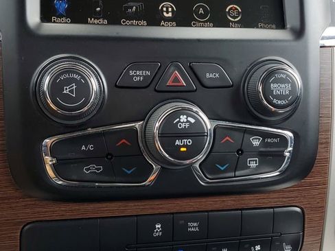 Used 2016 RAM 1500 Laramie w/ Convenience Group AWD/4WD image 34