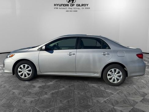 Used 2011 Toyota Corolla LE image 8