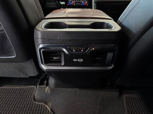 Certified 2024 GMC Sierra 2500 Denali Ultimate image 28