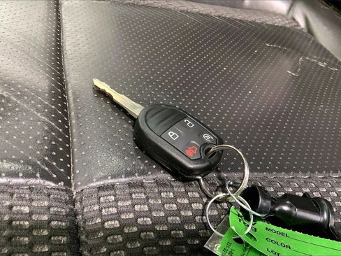 Used 2014 Ford F150 Raptor w/ Equipment Group 801A Luxury image 19