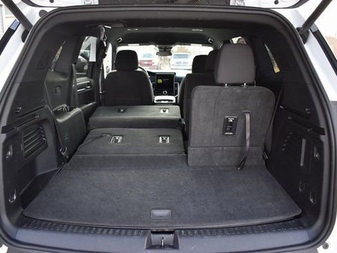 Used 2025 GMC Acadia Elevation image 23