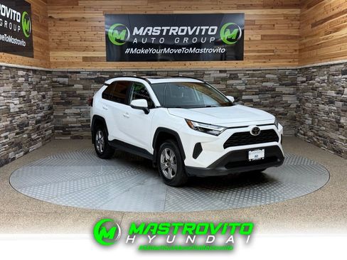 Used 2023 Toyota RAV4 XLE image 1
