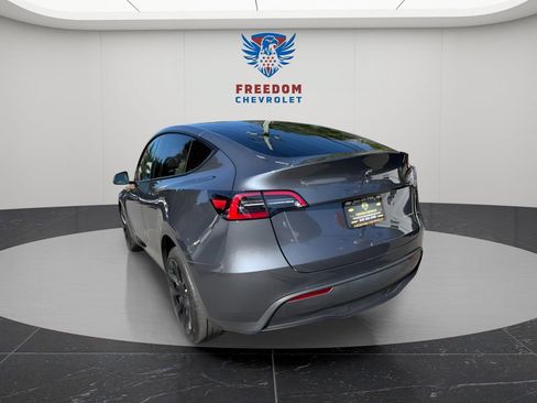 Used 2023 Tesla Model Y Long Range AWD/4WD image 5