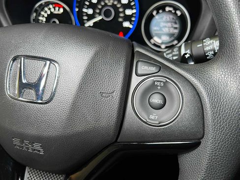 Used 2017 Honda HR-V EX image 27