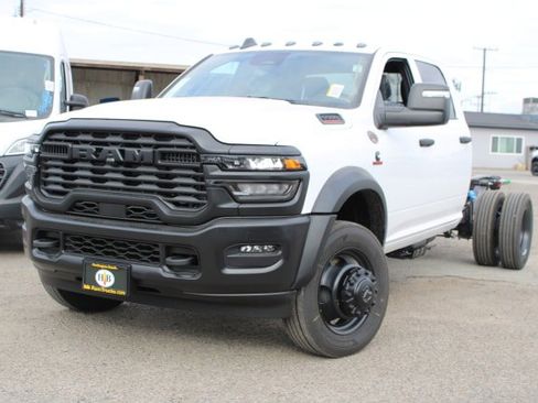 New 2025 RAM 5500 Tradesman image 19