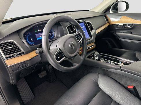 Certified 2023 Volvo XC90 T8 Plus image 10