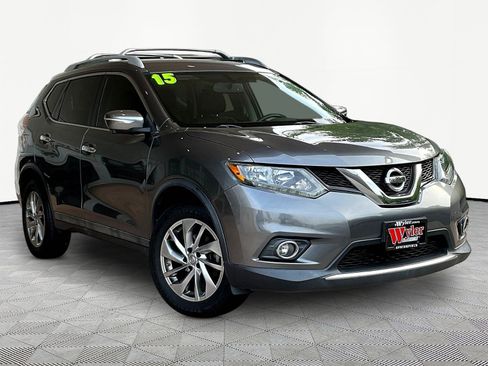 Used 2015 Nissan Rogue SL AWD/4WD image 3