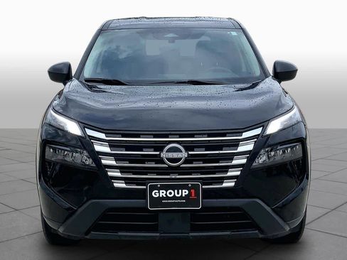 Used 2024 Nissan Rogue S FWD image 4