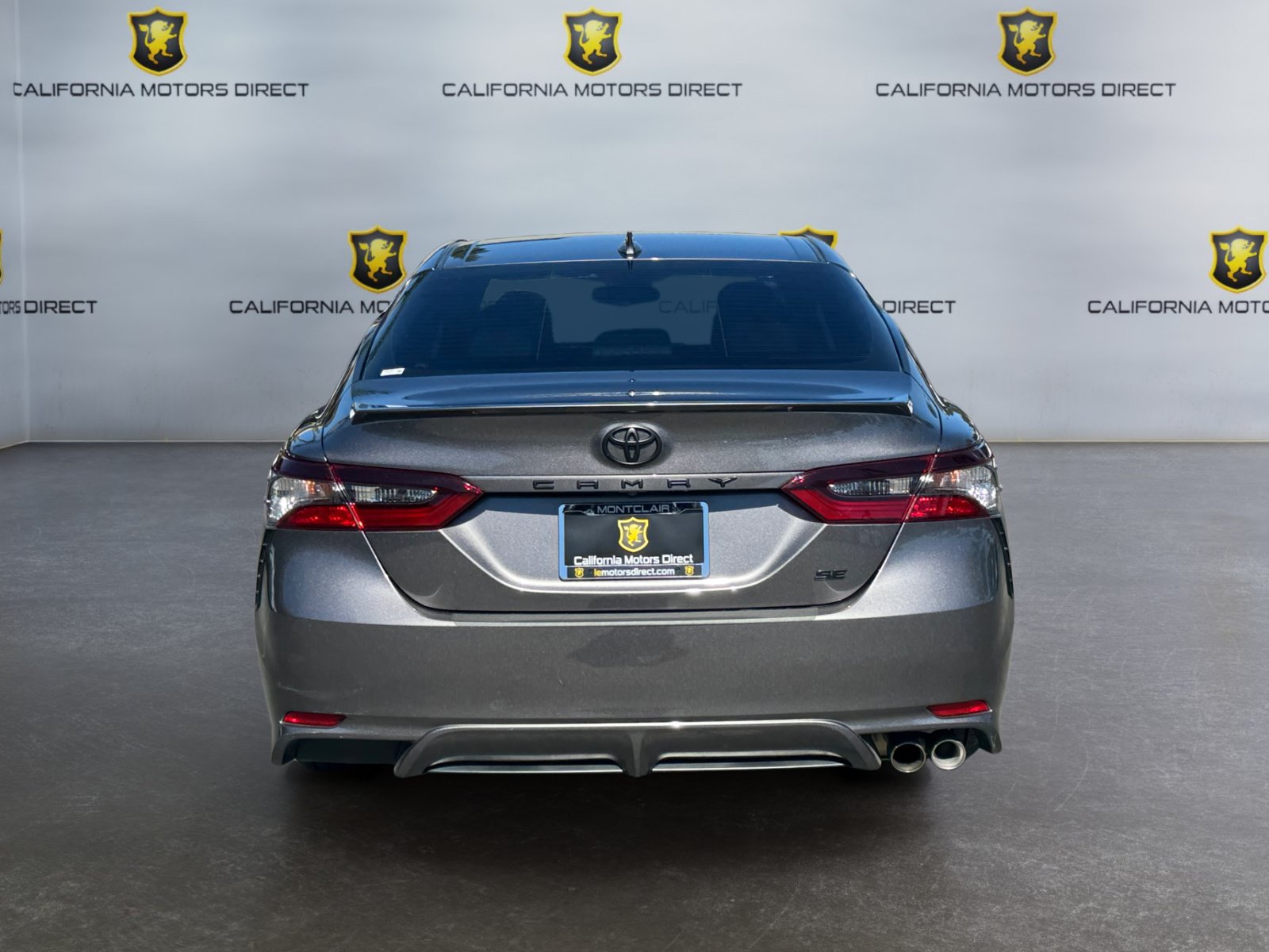 Used 2024 Toyota Camry SE FWD image 4
