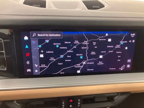 Certified 2024 Porsche Cayenne image 10