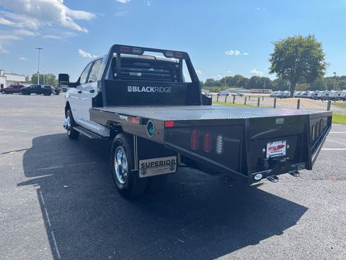 Used 2024 RAM 3500 SLT w/ Quick Order Package 2YG SLT AWD/4WD image 7