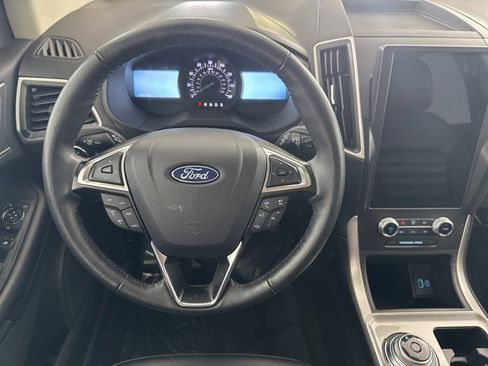 Used 2024 Ford Edge SEL image 31