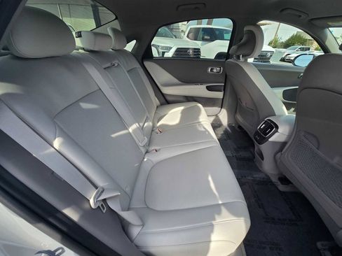 Used 2024 Hyundai Ioniq 6 SEL image 14