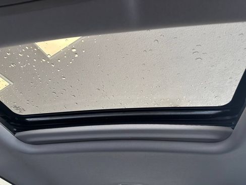 Used 2017 Honda CR-V EX image 27
