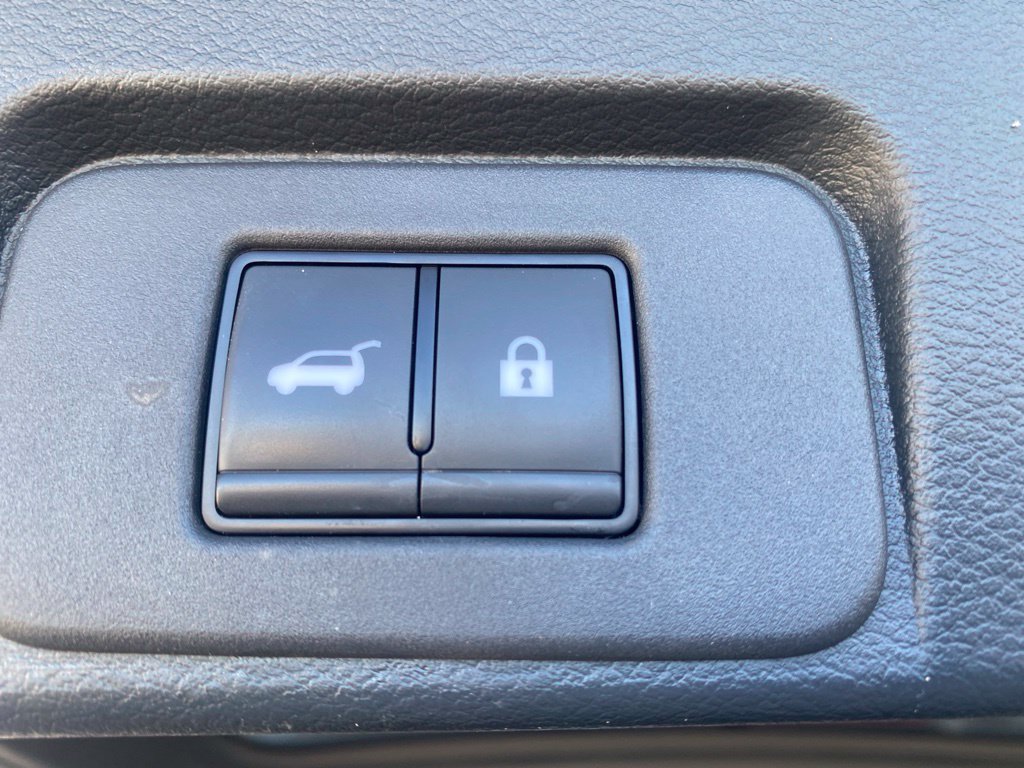 Certified 2025 Nissan Rogue SV AWD/4WD image 31