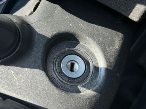 Used 2023 Toyota Camry SE FWD image 30