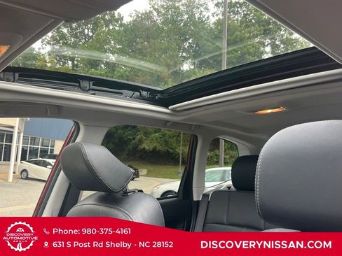 Used 2017 Subaru Forester 2.5i Touring image 9