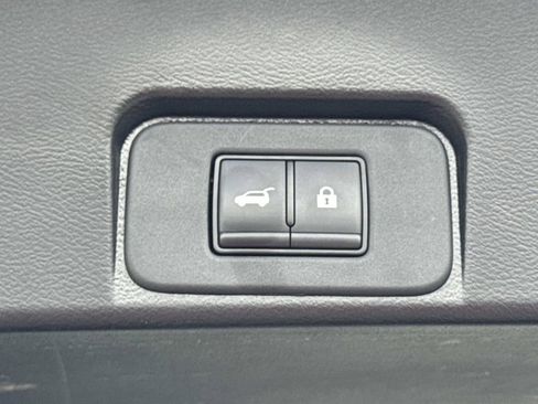 Certified 2024 Nissan Rogue SV FWD image 13