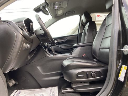 Used 2020 Chevrolet Equinox Premier image 16