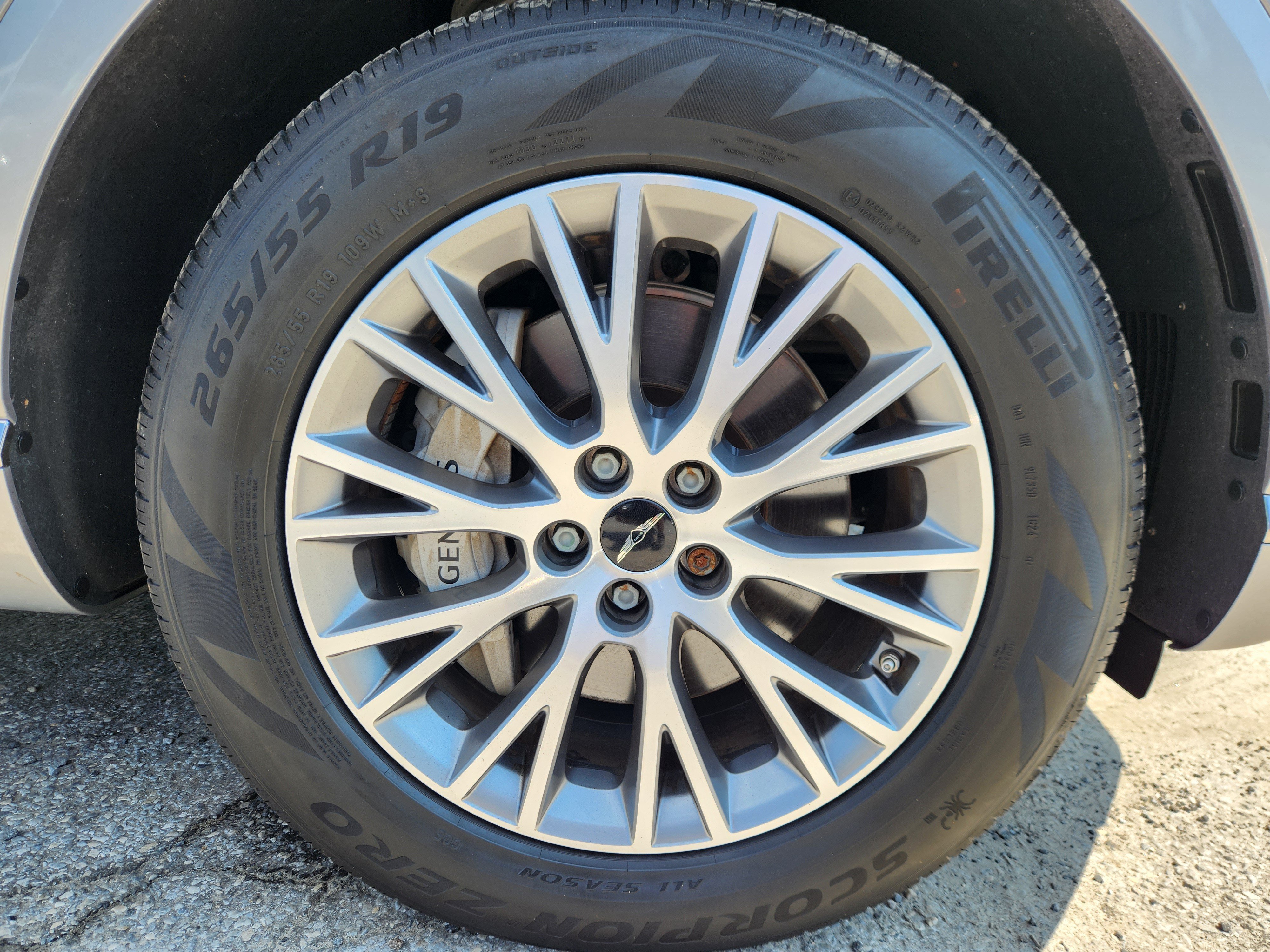 Used 2025 Genesis GV80 2.5T Standard AWD/4WD image 20