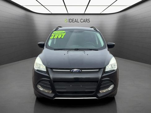 Used 2014 Ford Escape SE w/ Equipment Group 201A FWD image 2