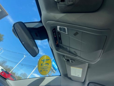 Certified 2024 Chevrolet Equinox LS image 26