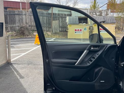 Used 2015 Subaru Forester 2.5i Limited w/ Popular Package #1 image 10