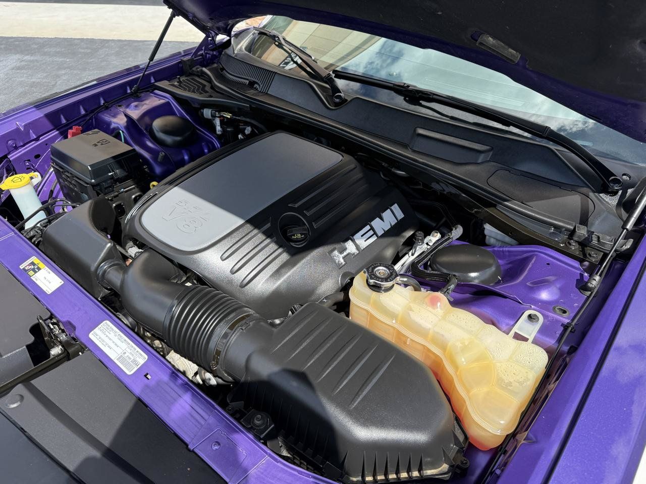 Used 2014 Dodge Challenger R/T RWD image 22