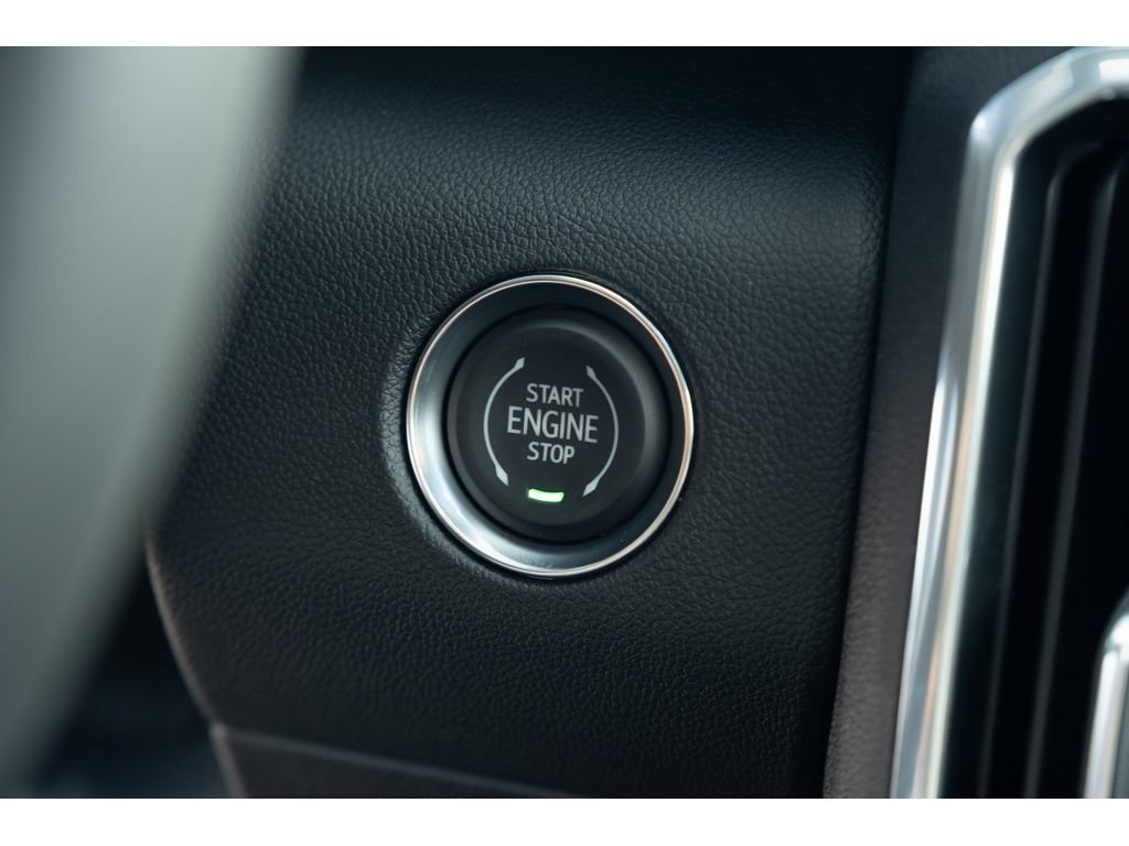 New 2026 GMC Acadia Elevation w/ Elevation Premium Package FWD image 29
