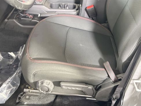 Used 2022 Jeep Wrangler Unlimited Rubicon w/ LED Lighting Group image 19